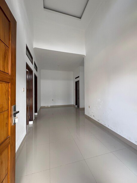 Rumah SHM Strategis! Dekat Kampus & Summarecon Mall Bandung-11