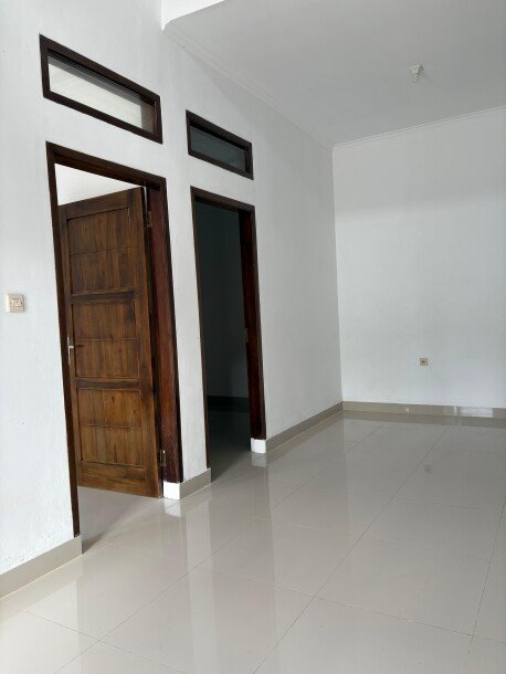 Rumah SHM Strategis! Dekat Kampus & Summarecon Mall Bandung-12