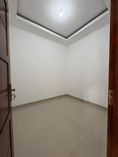 Rumah SHM Strategis! Dekat Kampus & Summarecon Mall Bandung-9