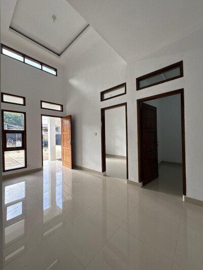 Rumah SHM Strategis! Dekat Kampus & Summarecon Mall Bandung-6